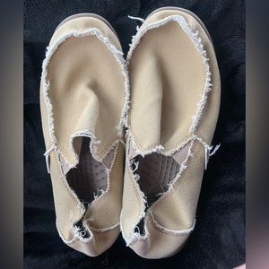 Mens Santa Cruz Crocs
